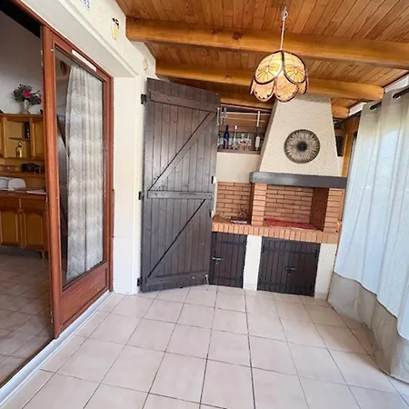Maison Proche Plage, Parking Privé - 6 Pers. - Fr-1-799-64 *